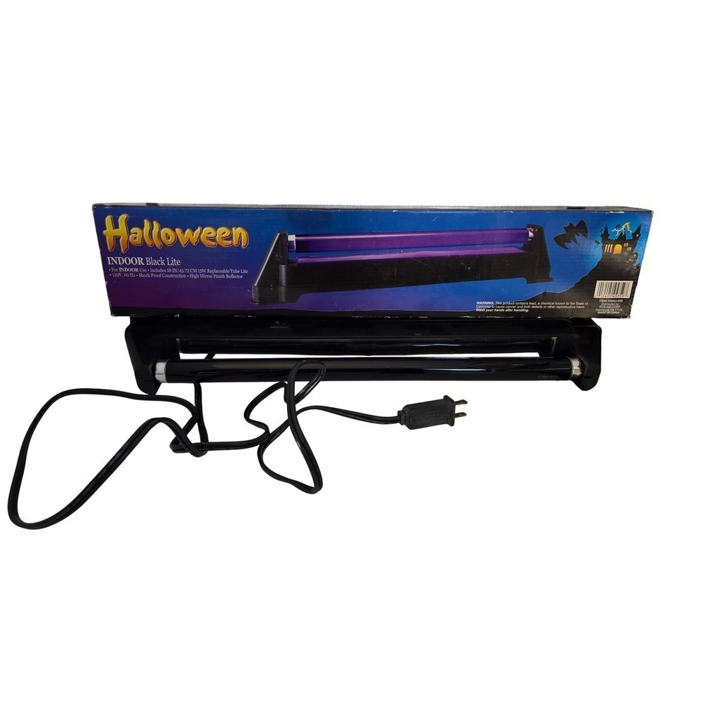 Halloween Indoor Black Light 18 Inch‎ Replaceable Tube Lite 120V 60Hz
